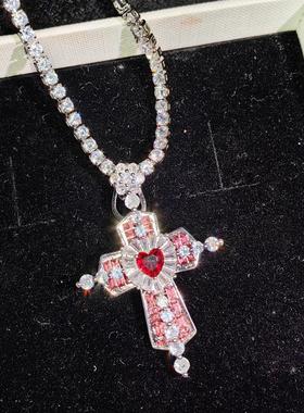 重工美爱心宝石十字架吊坠项链