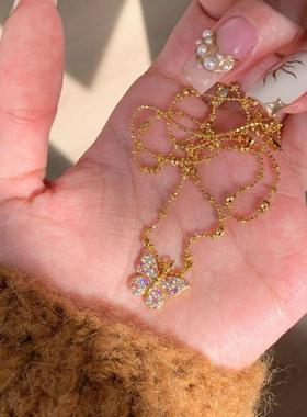 轻奢气质超仙蝴蝶镶钻拉丝吊坠