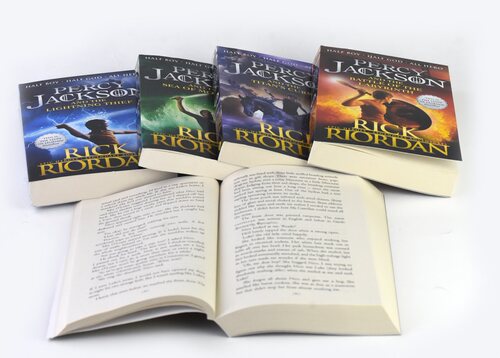 Percy Jackson 波西·杰克逊5册盒装 英文原版章节小说 奥林匹斯英雄 埃及守护神 马格纳斯 Rick Riordan 希腊罗马埃及北欧神话 - 图3