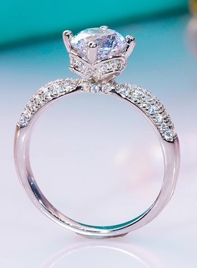 chin银镀金莫桑钻驼峰四爪戒指