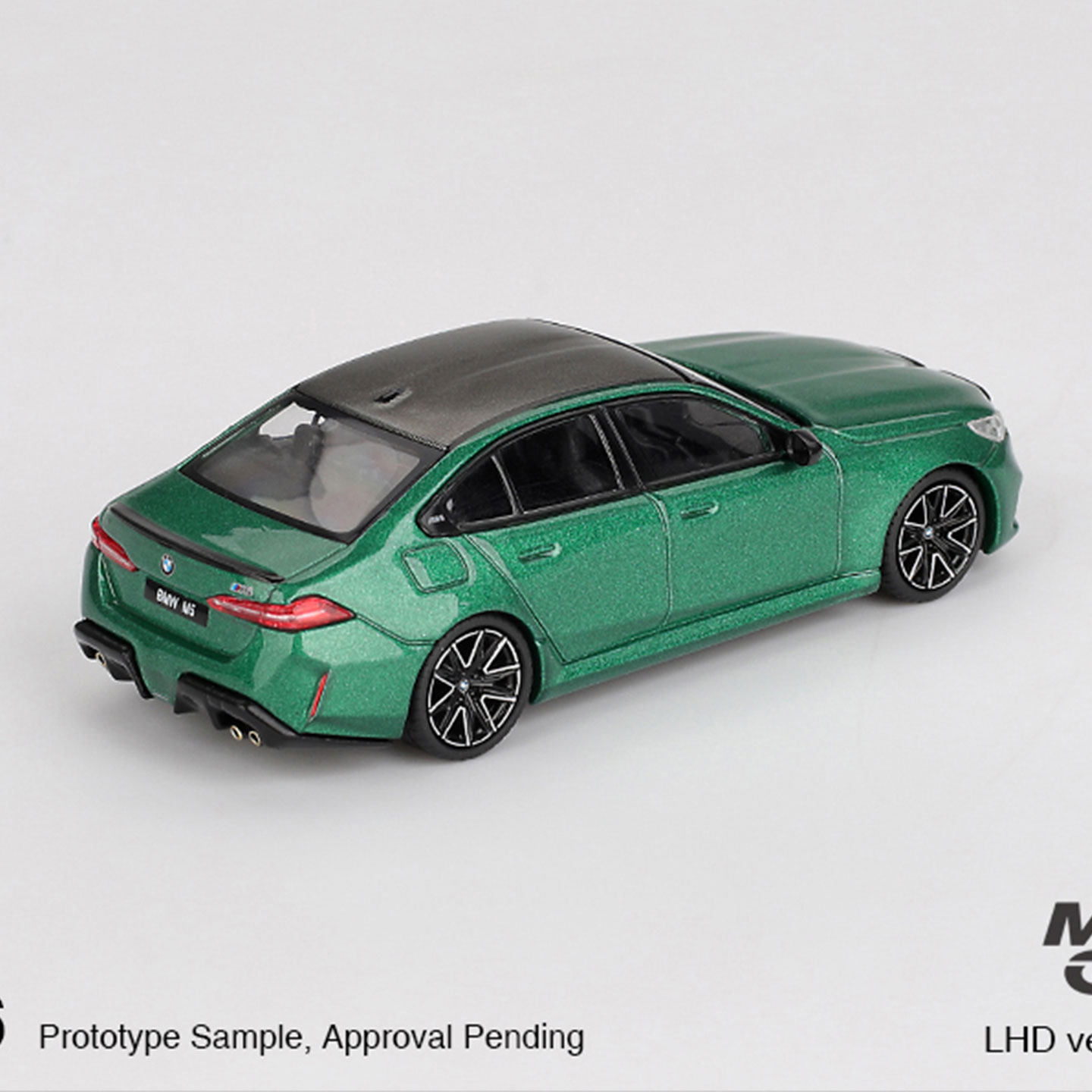 2025款全新宝马M5 G90 minigt 1:64 BMW混动仿真合金汽车模型1086,淘宝优惠券,粉丝福利购,淘宝优惠卷