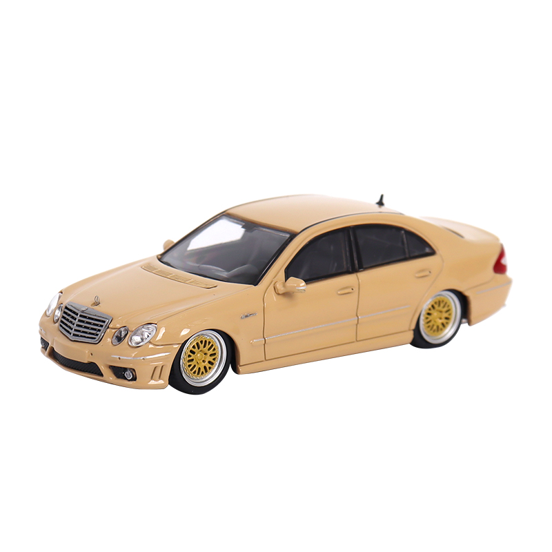 收藏奔驰E63 AMG W211 MK MODEL1:64四眼奔低趴仿真合金汽车模型 - 图3