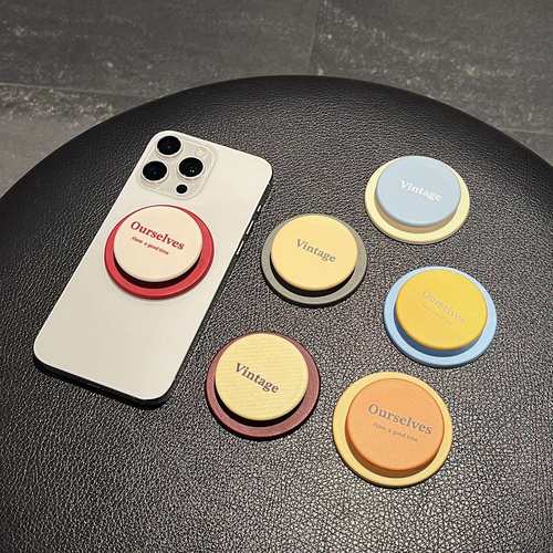 ins小众英文字母磁吸手机支架伸缩气囊背贴桌面支撑底座吸附式手持指环扣适用苹果16promax华为mate60pro粘贴 - 图2