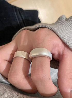 极简轻奢泥鳅背哑光银色戒指素圈宽面开口ins小众设计冷淡风