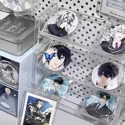 吧唧谷子展示架收纳盒亚克力桌面透明摆台卡牌卡片徽章陈列置物架 - 图1