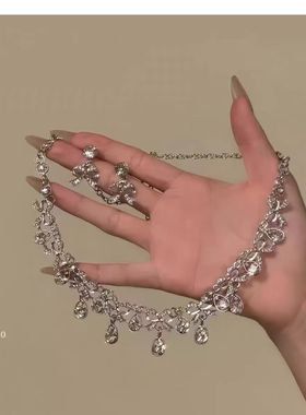 新款法式复古新娘闪钻水滴流苏项链耳环套装高级感结婚婚纱配饰品
