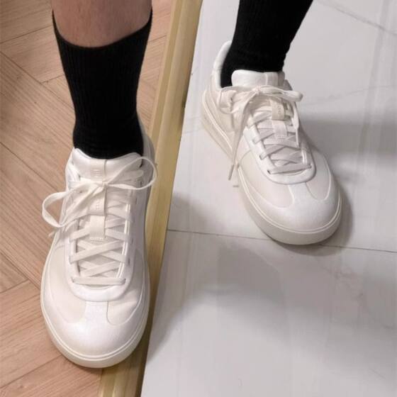 White low-cut sneakers with open toes | Thousands of people purchased more
