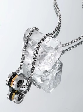 t恤小蛮腰潮流项链链子潮流小众高级感男款男士潮牌百搭配饰男生