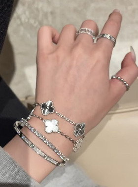 2025新款四叶草玛瑙石五花手链女轻奢高级感18K玫瑰金白金色手串