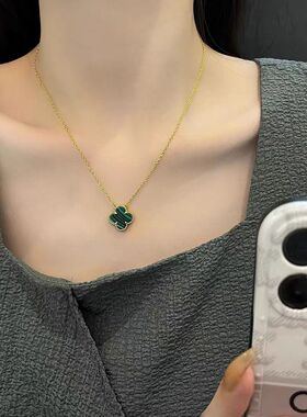 四叶草项链女2026年气质简约夏款百搭锁骨链配饰闺蜜饰品红色黑色