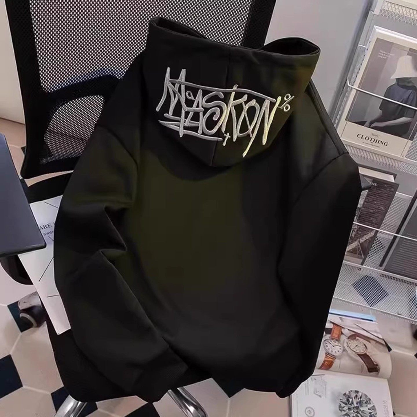 春秋美式连帽情侣运动卫衣高街男女新款冬款刺绣上衣外套加绒白色,淘宝优惠券,粉丝福利购,淘宝优惠卷