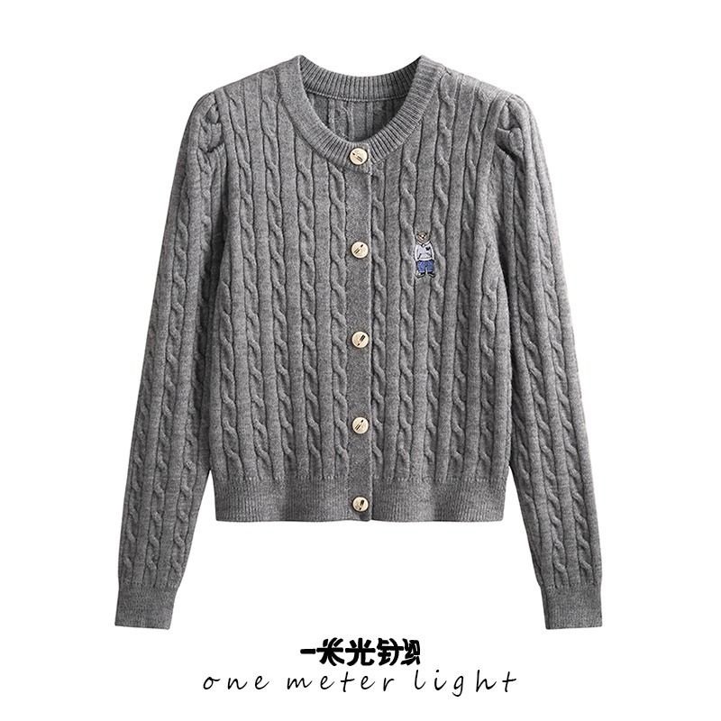 韩版圆领麻花泡泡袖针织开衫女秋季新款大码内搭刺绣小熊长袖毛衣,淘宝优惠券,粉丝福利购,淘宝优惠卷