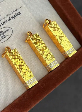 小红书轻奢沙金碎冰冰点钻四方来财吉言招财猫吊坠毛衣项链挂坠女