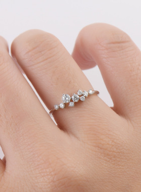 抖音网红同款酷小众设计莫桑石戒指女满天星纯银指环潮高级感饰品