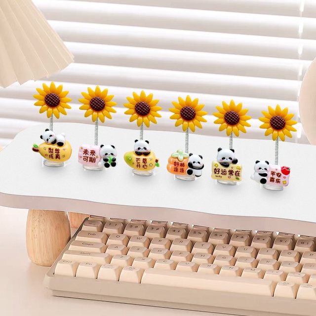 Computer screen monitor ornaments TV desk desk workstation decorative gadgets mood stabilizing artifact