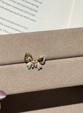 925轻奢高级精致排钻镂空蝴蝶戒指项链耳钉小众设计气质甜美饰品