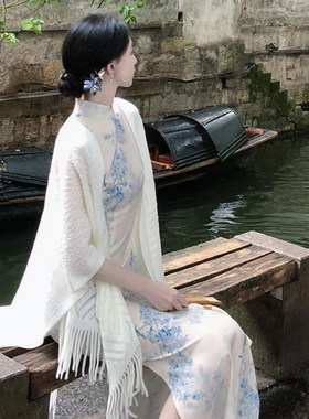 2026新款白色旗袍披肩女外搭春夏季办公室空调房披风斗篷针织开衫