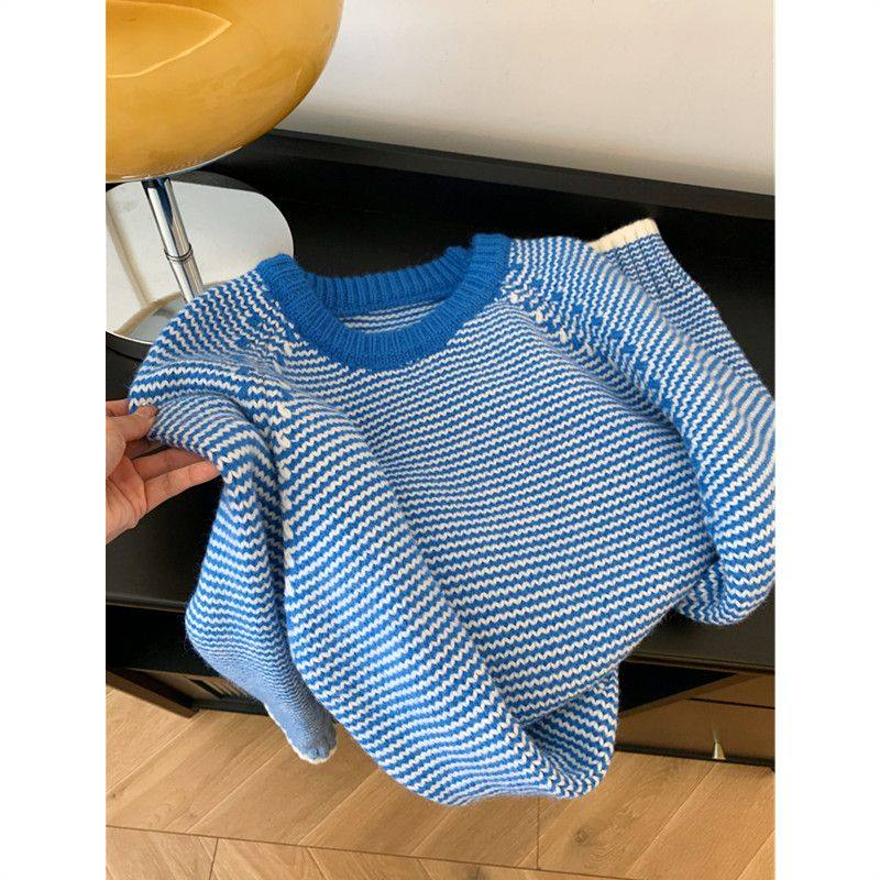 克莱因蓝色条纹套头圆领宽松软糯毛衣女可打底大码内搭长袖高级感,淘宝优惠券,粉丝福利购,淘宝优惠卷