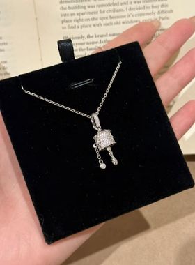 小红书同款拨浪鼓项链女ins轻奢高级感独特设计吊坠锁骨链潮精致
