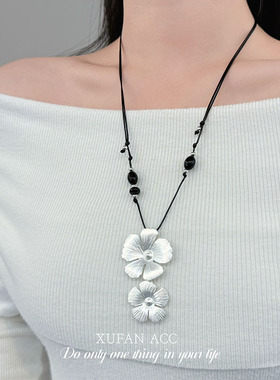 银色复古优雅风双花流苏项链女清冷民族设计感简约百搭服饰项链