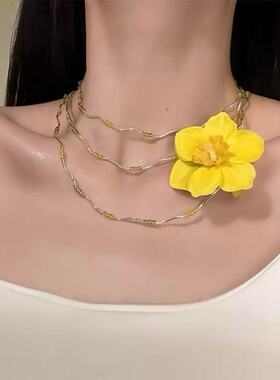 浪漫格桑花春日多巴胺甜美黄色花朵串珠小众设计感百搭锁骨链橙色