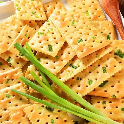 香葱苏打饼干0添加蔗糖零食代餐早餐咸味饼干梳打零食整箱批发 - 图0
