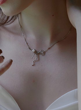 Littlejoys简约气质蝴蝶结项链