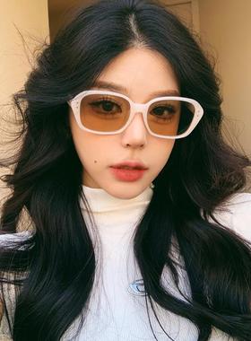 Flora系列潮流墨镜女款