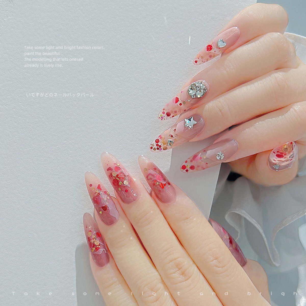 美甲亮片新年红招财金色闪粉不规则贴片爱心圣诞碎粉指甲装饰,淘宝优惠券,粉丝福利购,淘宝优惠卷