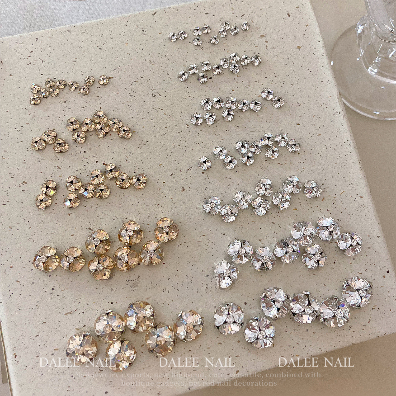 精品钻美甲成品白色香槟堆钻迷你钻球超闪堆钻无底托指甲饰品,淘宝优惠券,粉丝福利购,淘宝优惠卷