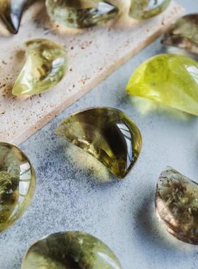 2026黄水晶月亮原石矿石香薰扩香鱼缸花盆摆饰厂家批diy饰品雕刻