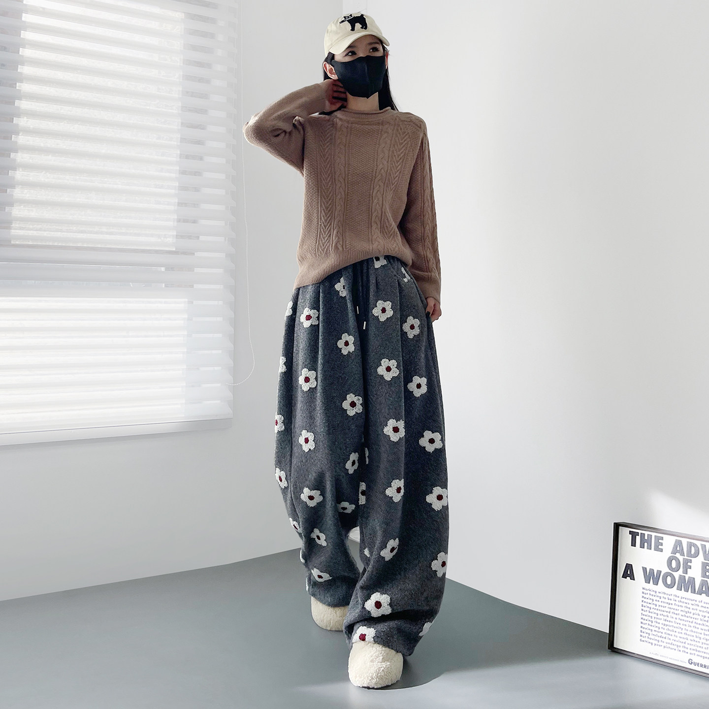 冬季软糯奶芙毛绒刺绣小花糯米裤女大码胖mm加绒加厚保暖阔腿卫裤,淘宝优惠券,粉丝福利购,淘宝优惠卷