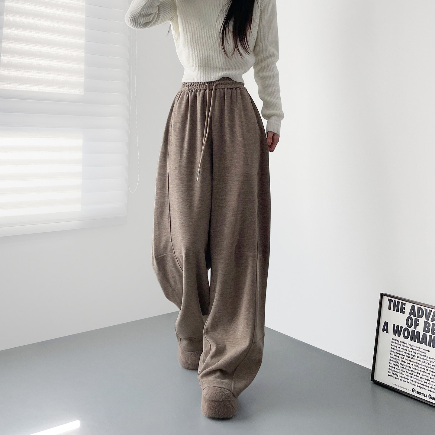 高腰慵懒风仿羊绒弯刀裤女2025冬季新款大码胖mm显瘦加厚阔腿裤子,淘宝优惠券,粉丝福利购,淘宝优惠卷