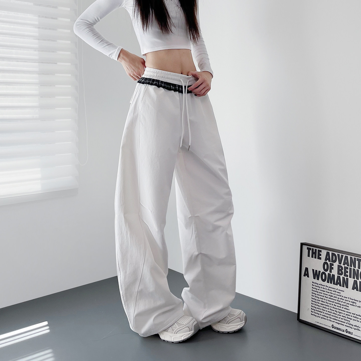 大码白色压褶拼接阔腿裤女春季新款胖mm显瘦奶芙梨形身材运动卫裤,淘宝优惠券,粉丝福利购,淘宝优惠卷