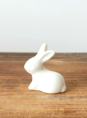新品创意陶瓷工艺品白瓷兔子家居饰品摆小动物摆件陶瓷工艺品
