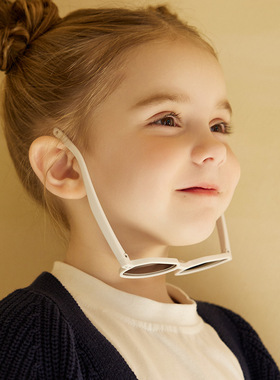 新款宝宝时尚太阳镜0-3岁儿童硅胶眼镜时尚小童遮阳眼镜8401