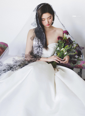 高级感黑色蕾丝拖尾头纱小众新娘婚纱照摄影样片道具跟妆旅拍森系