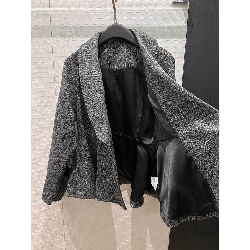 修身显瘦拼接设计青果领荷叶下摆收腰毛呢外套,淘宝优惠券,粉丝福利购,淘宝优惠卷