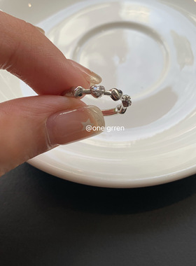 锆石简约百搭爱心蝴蝶结开口戒指