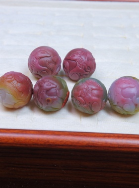 盐源五彩玛瑙雕刻九尾狐圆珠散珠配珠