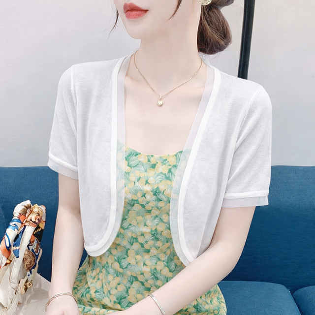 Summer ice ice silk outer cardigan for women with suspender skirt dress shawl breathable ເທິງ​ປົກ​ປ້ອງ​ແສງ​ຕາ​ເວັນ​ເສື້ອ​ຜ້າ​ສັ້ນ
