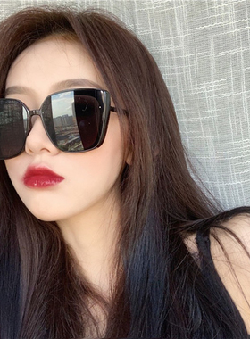 欧美新款大框米钉太阳镜时尚网红街拍复古墨镜ins简约猫眼镜女潮