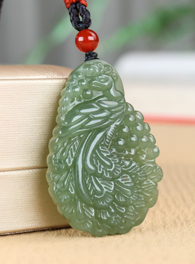 和田玉青海料湖水绿孔雀吊坠项链男女玉佩吊坠呈祥玉石项坠