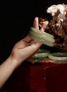 正品手镯新疆和田玉青玉茶晴旺夫