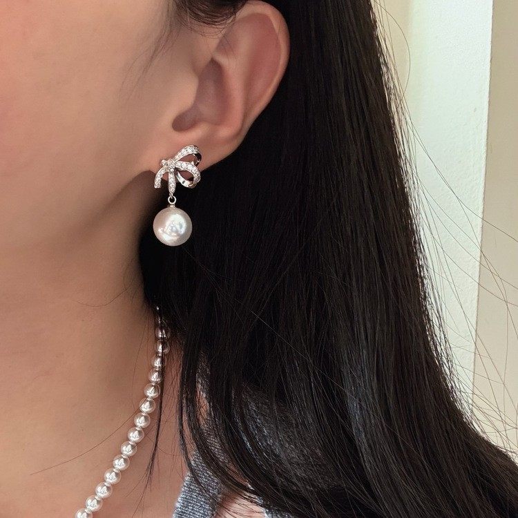 s925银针耳环满钻法式蝴蝶结耳钉女轻奢高级感施家珍珠秋冬耳饰,淘宝优惠券,粉丝福利购,淘宝优惠卷