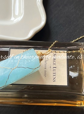 原生态矿物首饰海蓝宝水晶吊坠女款含链包邮无优化天然色实拍如图