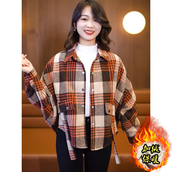 ເສື້ອແຈັກເກັດກະໂປ່ງ plaid ໜາ Velvet ດູໃບໄມ້ລົ່ນຂອງແມ່ຍິງລະດູໃບໄມ້ປົ່ງແລະລະດູຫນາວໃຫມ່ 2023 ຮ້ອນແບບວ່າງ slimming ແຂນ bat ຊັ້ນສູງ