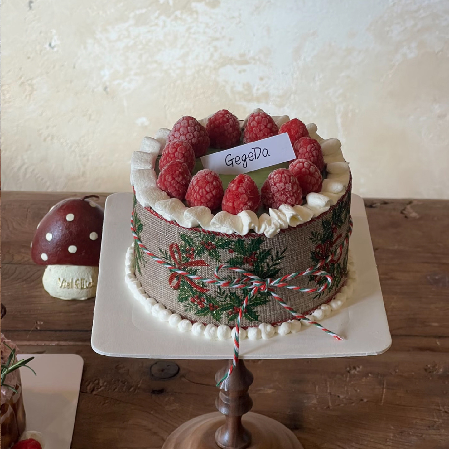 2025圣诞节主题草圈织带围边蛋糕装饰苹果草莓巴斯克圣诞花环装扮,淘宝优惠券,粉丝福利购,淘宝优惠卷