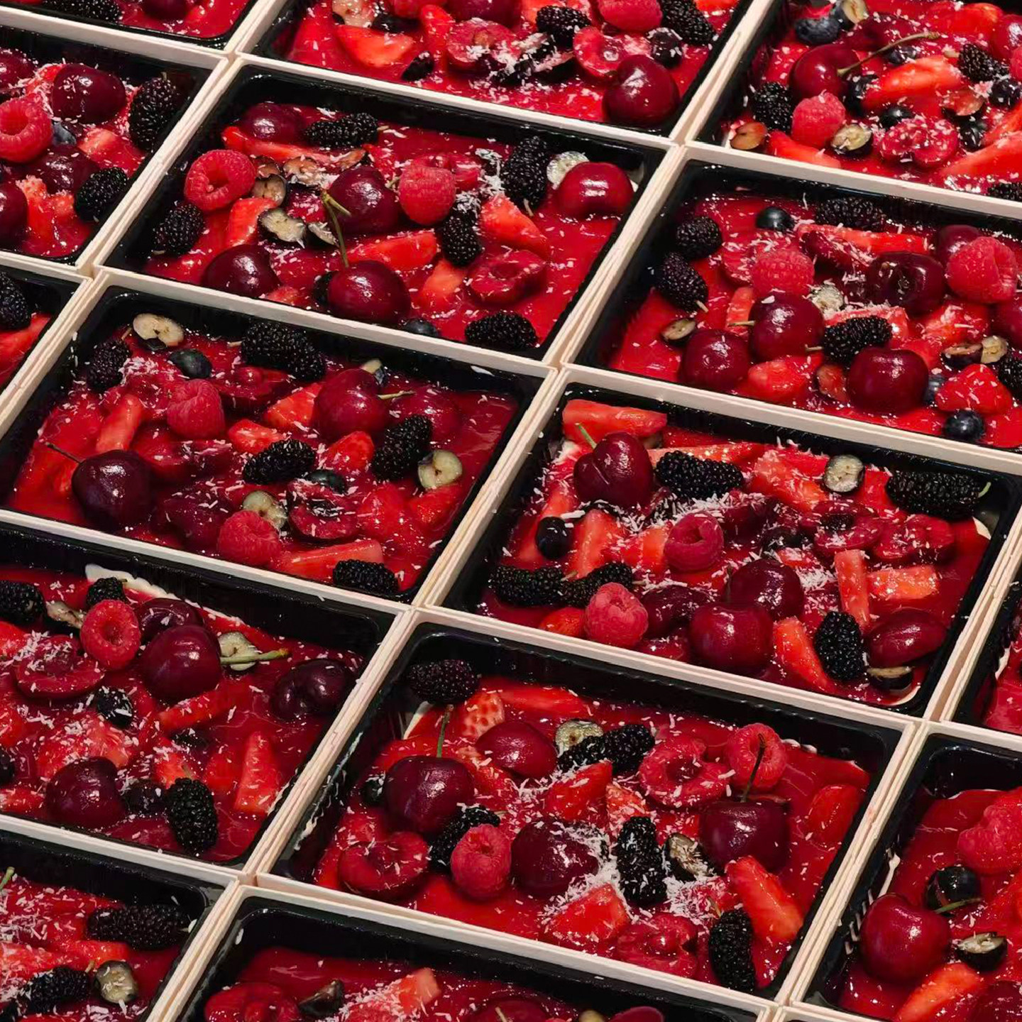 国风恭贺新春除夕夜水果草莓木片盒蛋糕打包盒暴富财神爷贺卡礼盒,淘宝优惠券,粉丝福利购,淘宝优惠卷