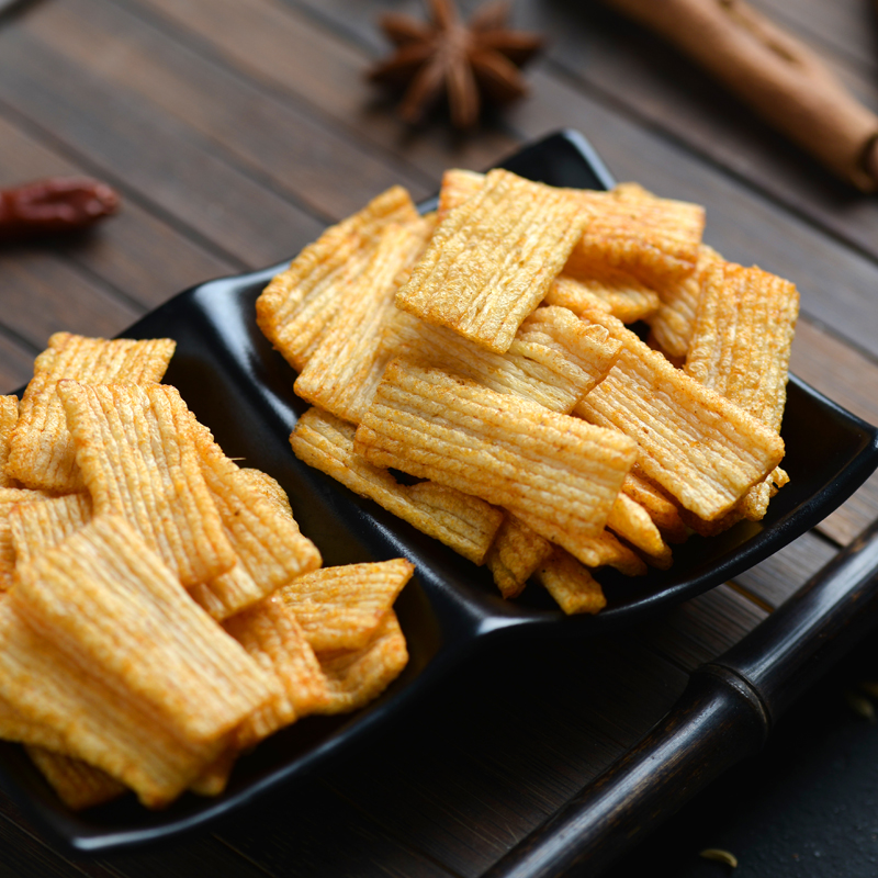 靓姐红油麦片麻辣味干辣片8090后童年怀旧经典辣条休闲零食一整箱-图2